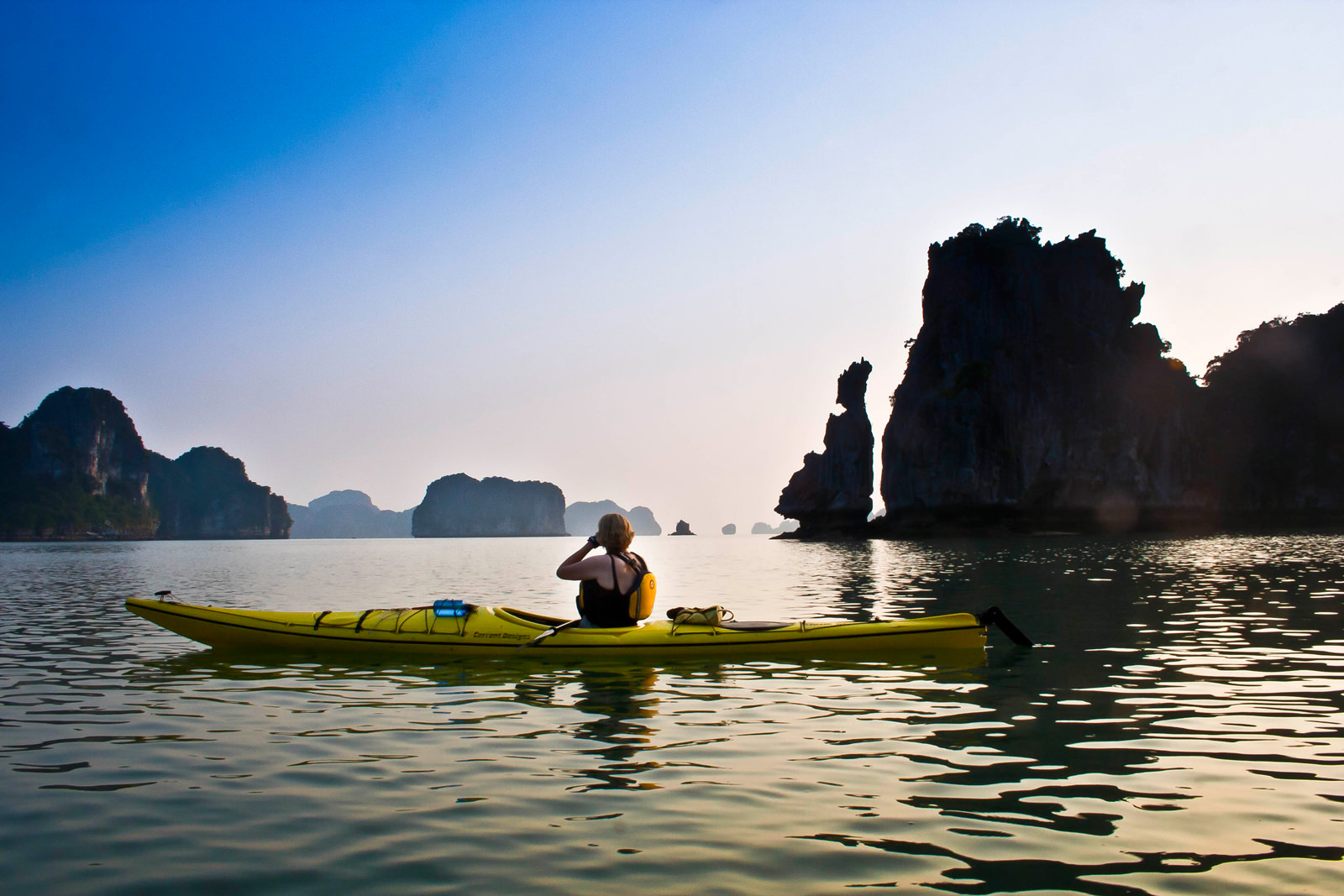 ha long bay kayak tour