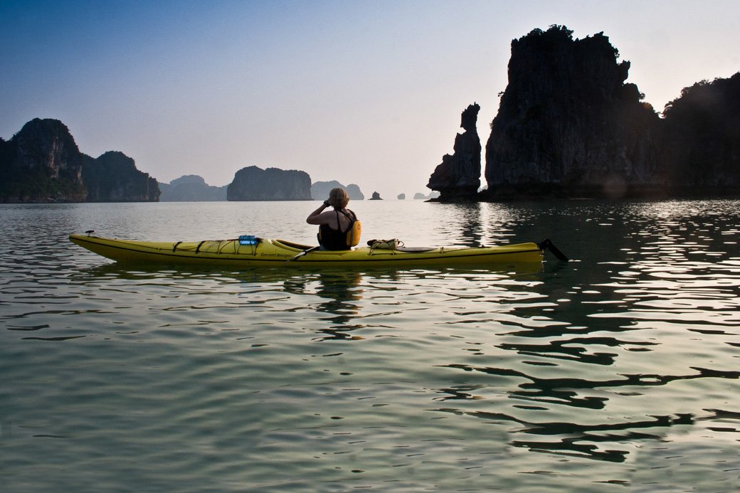 Vietnam – Kayaking Halong Bay